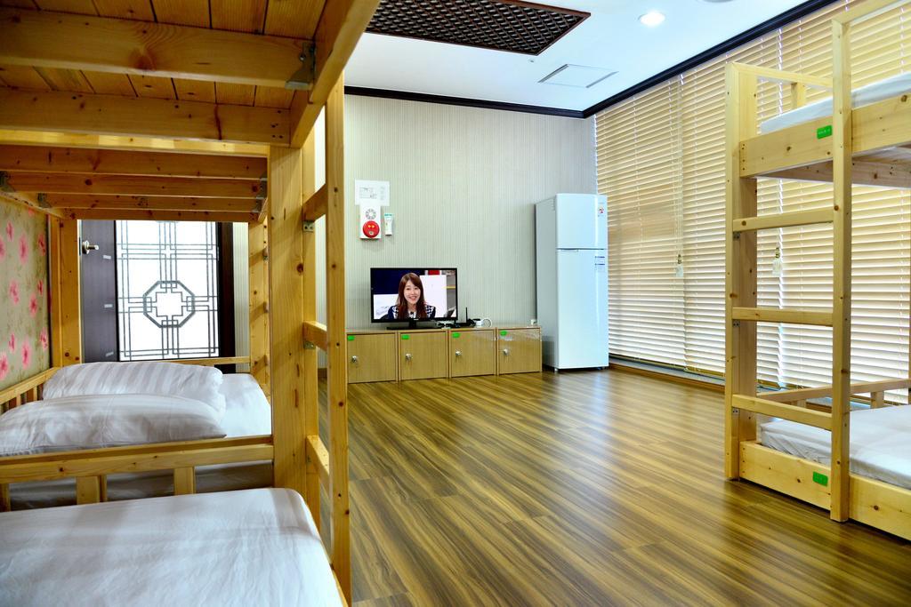 Seom Guesthouse Seogwipo Extérieur photo